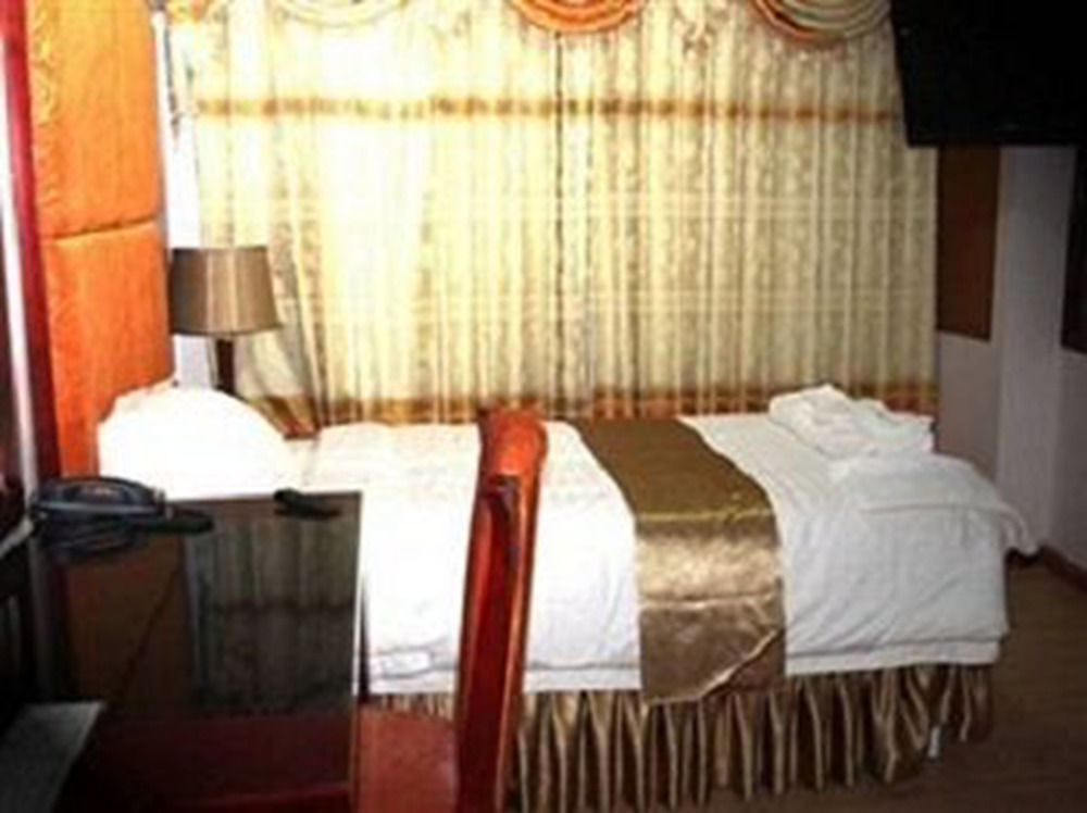 The Privi Suites Pattaya Exterior photo